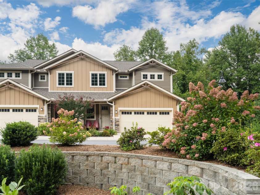 554 Sweet Birch Park Lane, Black Mountain, NC 28711.  MLS# CAR4420070, YatesRealty ID 3957. 