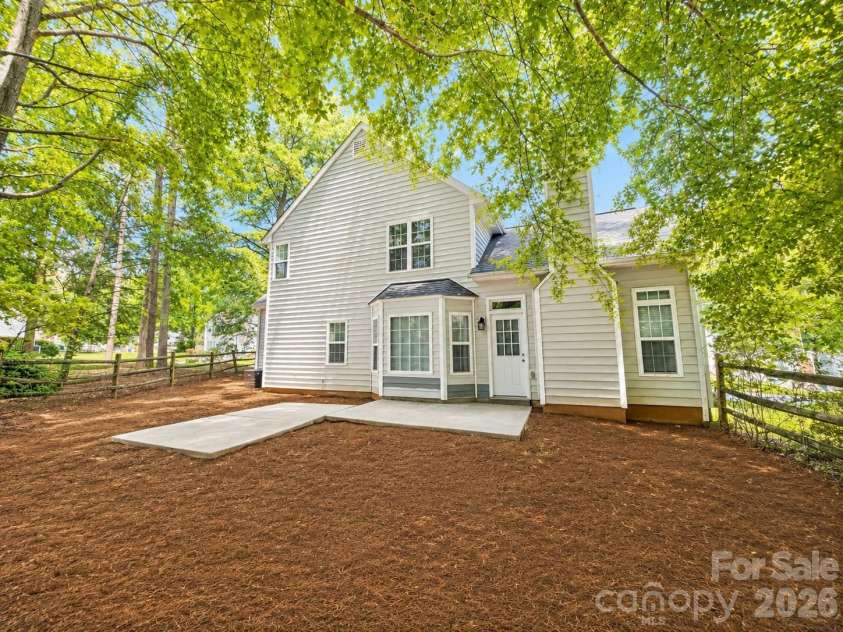 6417 Spanish Moss Lane, Charlotte, NC 28262.  MLS# CAR4407084, YatesRealty ID 39570. Back