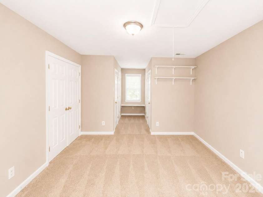 6417 Spanish Moss Lane, Charlotte, NC 28262.  MLS# CAR4407084, YatesRealty ID 39570. BR 2