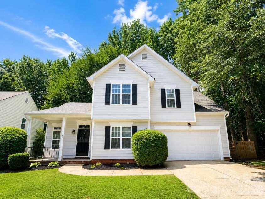 6417 Spanish Moss Lane, Charlotte, NC 28262.  MLS# CAR4407084, YatesRealty ID 39570. Front