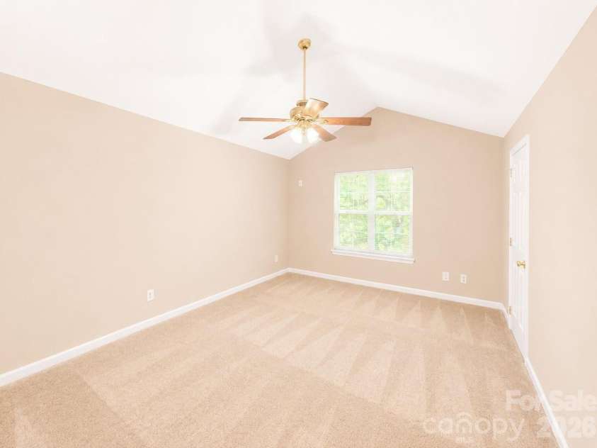 6417 Spanish Moss Lane, Charlotte, NC 28262.  MLS# CAR4407084, YatesRealty ID 39570. Primary BR