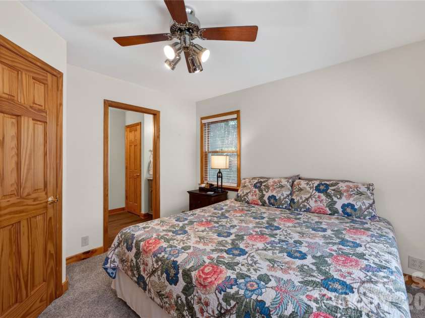 1044 Belvidere Lane, Morganton, NC 28655.  MLS# CAR4407125, YatesRealty ID 39574. 