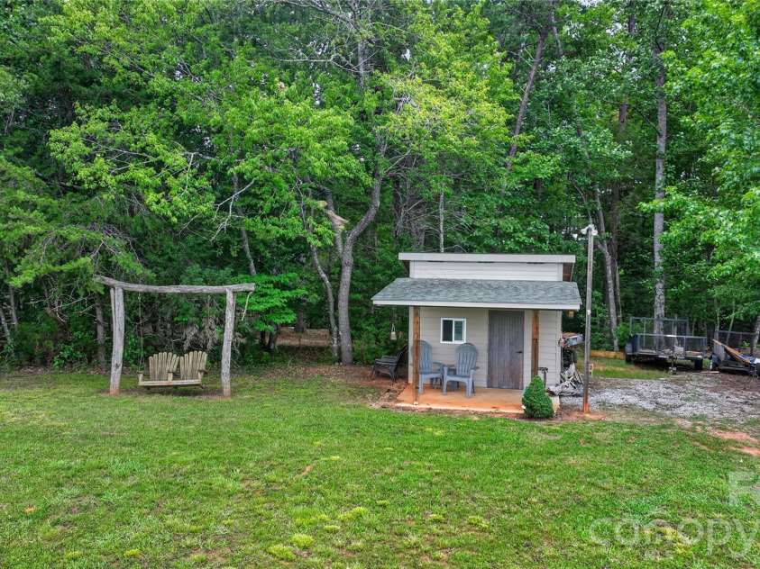 1044 Belvidere Lane, Morganton, NC 28655.  MLS# CAR4407125, YatesRealty ID 39574. 