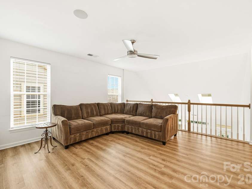 8335 Viewpoint Lane, Cornelius, NC 28031.  MLS# CAR4393195, YatesRealty ID 39575. 