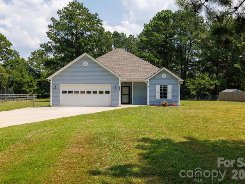 3692 Armstrong Ford Road, Rock Hill, SC 29730.  MLS# CAR4407209, YatesRealty ID 39576. 