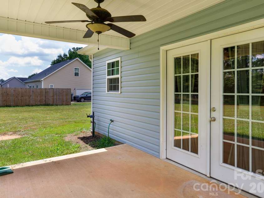 3692 Armstrong Ford Road, Rock Hill, SC 29730.  MLS# CAR4407209, YatesRealty ID 39576. 