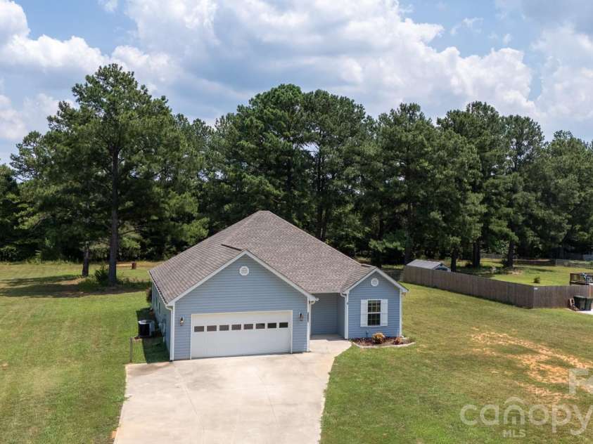 3692 Armstrong Ford Road, Rock Hill, SC 29730.  MLS# CAR4407209, YatesRealty ID 39576. 