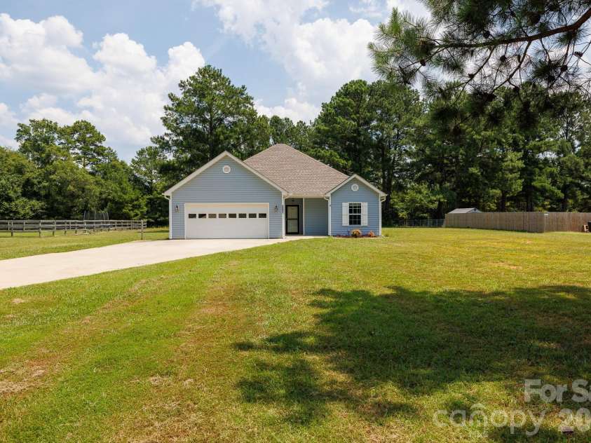 3692 Armstrong Ford Road, Rock Hill, SC 29730.  MLS# CAR4407209, YatesRealty ID 39576. 