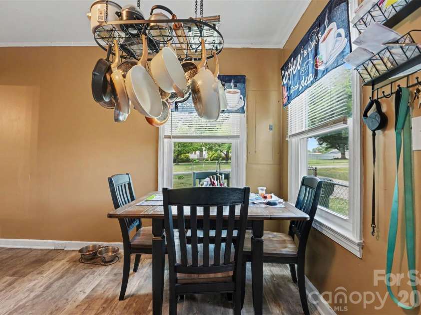 109 Pine Street, Lowell, NC 28098.  MLS# CAR4404707, YatesRealty ID 39578. 