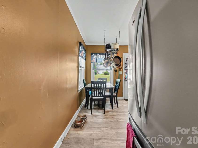 109 Pine Street, Lowell, NC 28098.  MLS# CAR4404707, YatesRealty ID 39578. 