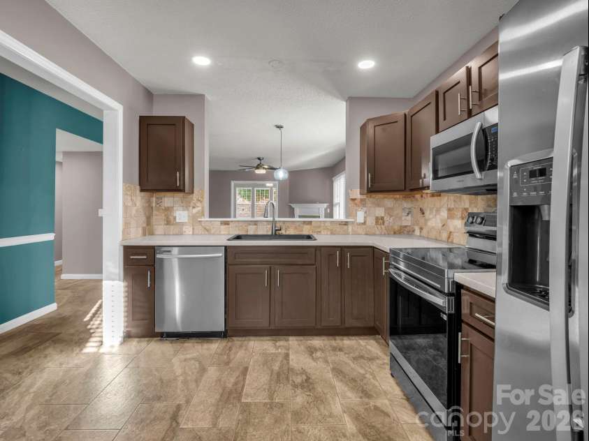 1505 Deermouse Way, Hendersonville, NC 28792.  MLS# CAR4330344, YatesRealty ID 3958. 