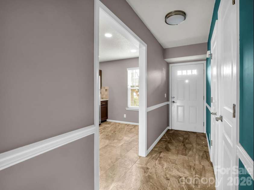 1505 Deermouse Way, Hendersonville, NC 28792.  MLS# CAR4330344, YatesRealty ID 3958. Foyer