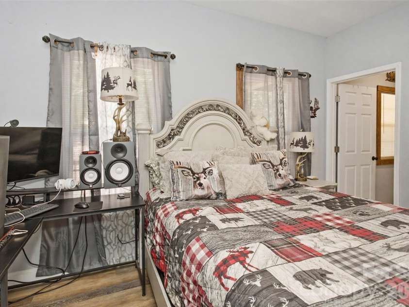 301 McGinnis Drive, Old Fort, NC 28762.  MLS# CAR4396628, YatesRealty ID 3958. 