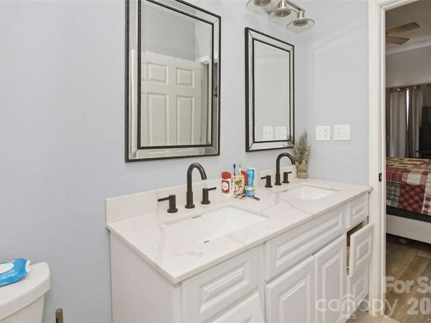 301 McGinnis Drive, Old Fort, NC 28762.  MLS# CAR4396628, YatesRealty ID 3958. 