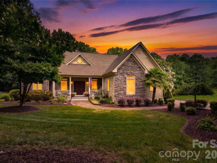 291 Patternote Road, Mooresville, NC 28117.  MLS# CAR4405697, YatesRealty ID 39580. 
