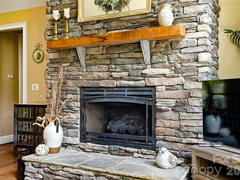 291 Patternote Road, Mooresville, NC 28117.  MLS# CAR4405697, YatesRealty ID 39580. 