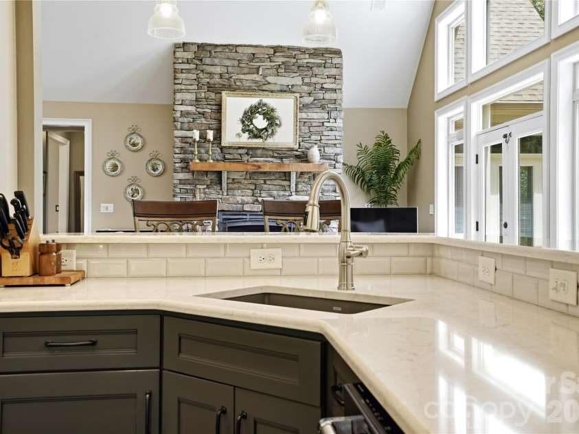 291 Patternote Road, Mooresville, NC 28117.  MLS# CAR4405697, YatesRealty ID 39580. 