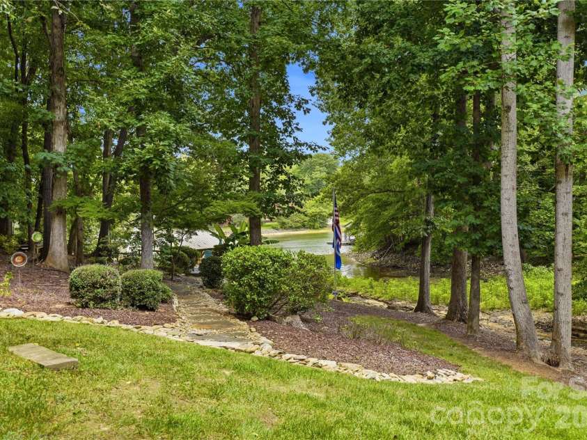 291 Patternote Road, Mooresville, NC 28117.  MLS# CAR4405697, YatesRealty ID 39580. 