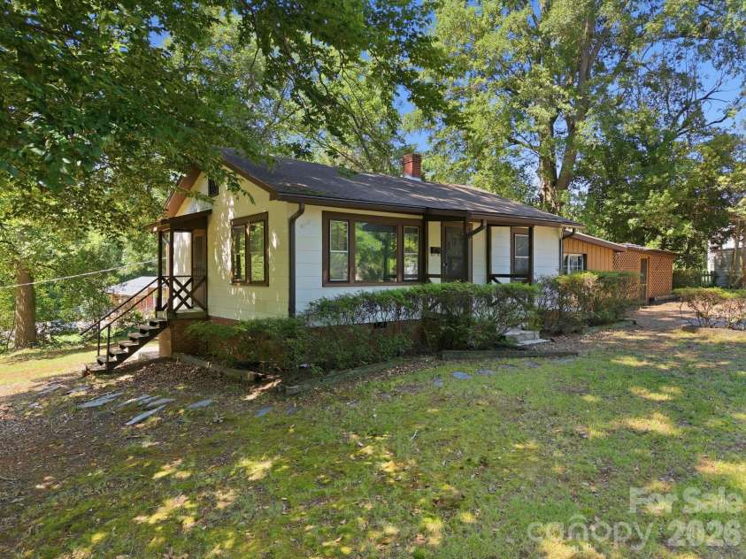 301 Meadow Street, Spencer, NC 28159.  MLS# CAR4407172, YatesRealty ID 39581. 
