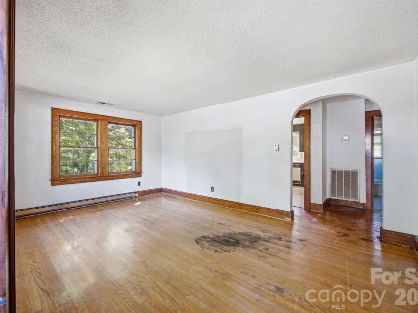301 Meadow Street, Spencer, NC 28159.  MLS# CAR4407172, YatesRealty ID 39581. 
