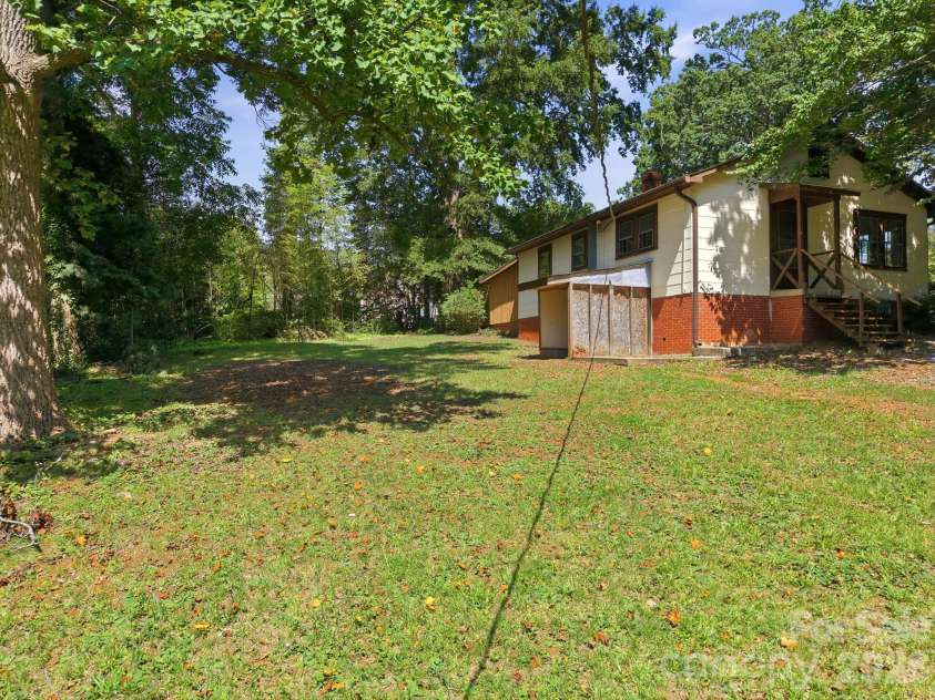 301 Meadow Street, Spencer, NC 28159.  MLS# CAR4407172, YatesRealty ID 39581. 