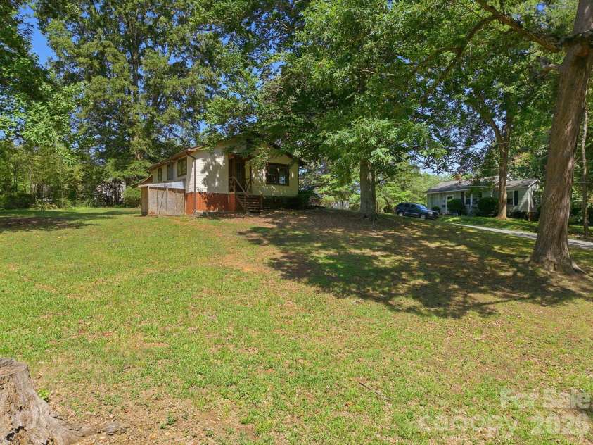 301 Meadow Street, Spencer, NC 28159.  MLS# CAR4407172, YatesRealty ID 39581. 