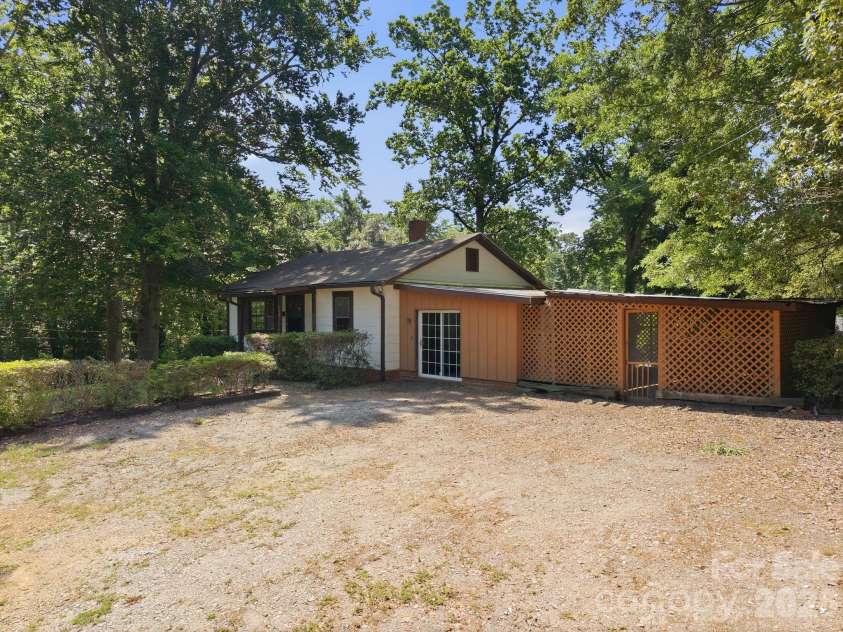 301 Meadow Street, Spencer, NC 28159.  MLS# CAR4407172, YatesRealty ID 39581. 