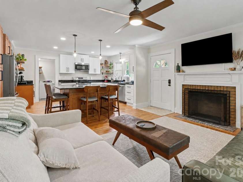 166 Wilson Street, Concord, NC 28025.  MLS# CAR4406783, YatesRealty ID 39586. 