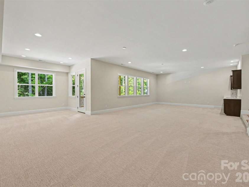 4021 Harmattan Drive, Denver, NC 28037.  MLS# CAR4406004, YatesRealty ID 39589. 