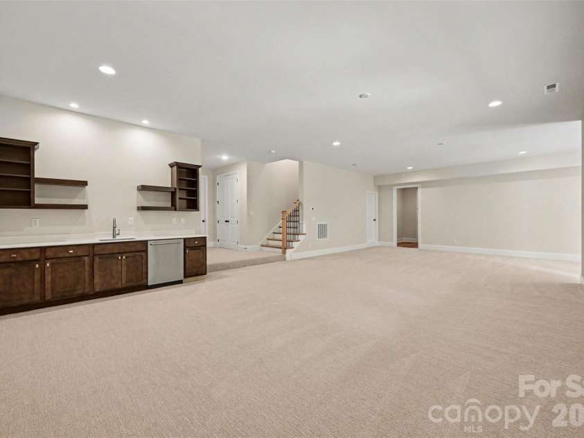4021 Harmattan Drive, Denver, NC 28037.  MLS# CAR4406004, YatesRealty ID 39589. 