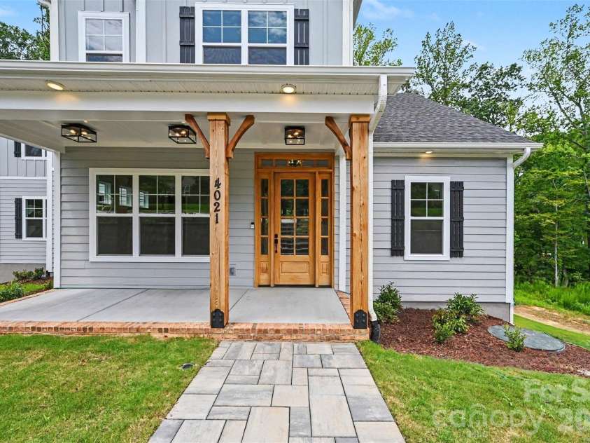 4021 Harmattan Drive, Denver, NC 28037.  MLS# CAR4406004, YatesRealty ID 39589. Front Porch
