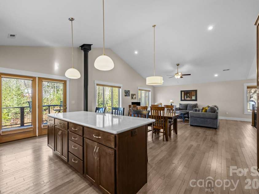 19 Dunsmore Avenue, Black Mountain, NC 28711.  MLS# CAR4337265, YatesRealty ID 3959. Vaulted ceilings, loads of windows for natural light.