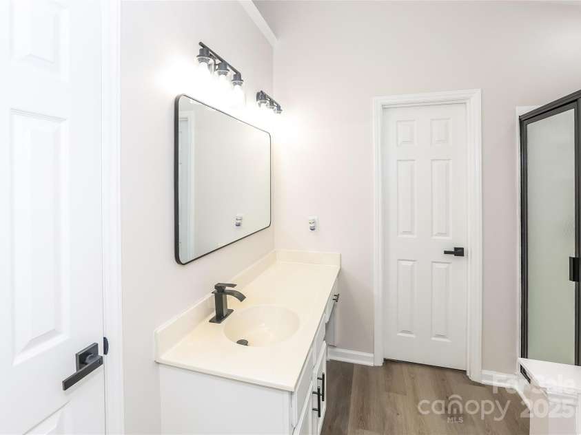 1933 Stonewyck Avenue, Kannapolis, NC 28081.  MLS# CAR4302327, YatesRealty ID 3959. 