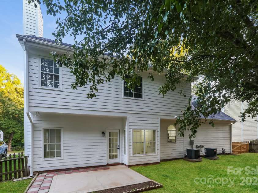 1933 Stonewyck Avenue, Kannapolis, NC 28081.  MLS# CAR4302327, YatesRealty ID 3959. 