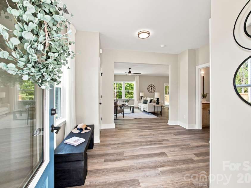 312 North Street, Dallas, NC 28034.  MLS# CAR4407235, YatesRealty ID 39592. 