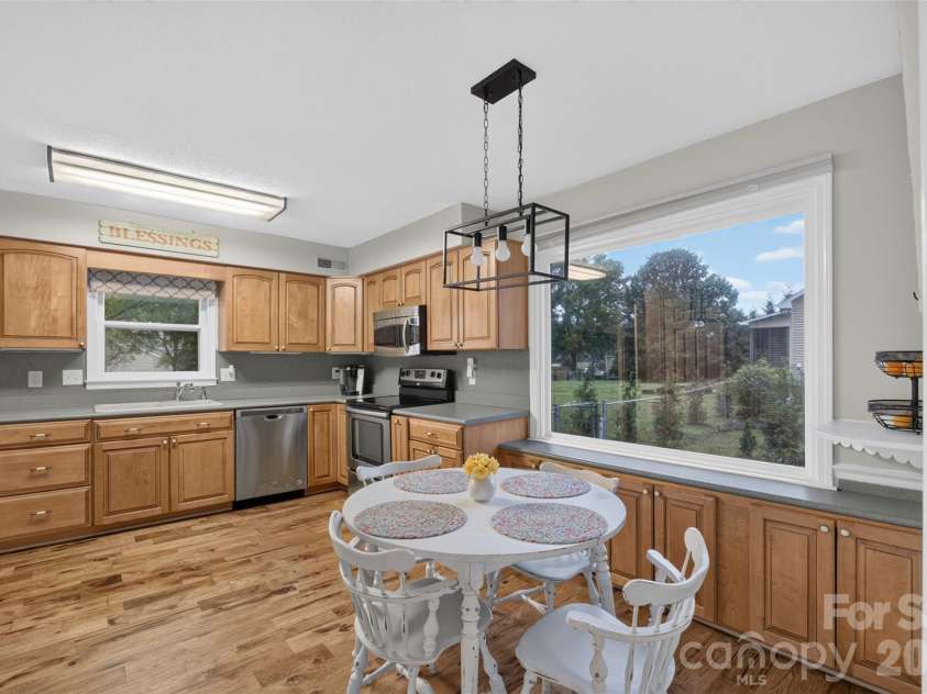 140 Raintree Road, Advance, NC 27006.  MLS# CAR4404161, YatesRealty ID 39593. 