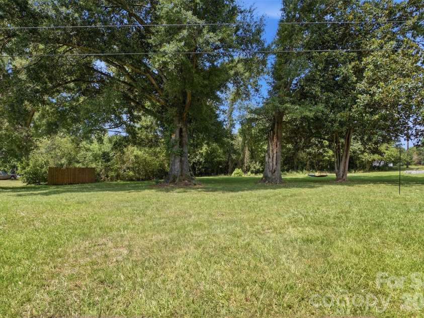 2624 Quiet Acres Road, Lancaster, SC 29720.  MLS# CAR4406270, YatesRealty ID 39596. 