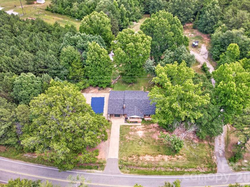 2446 Wood Road, York, SC 29745.  MLS# CAR4395784, YatesRealty ID 39598. 