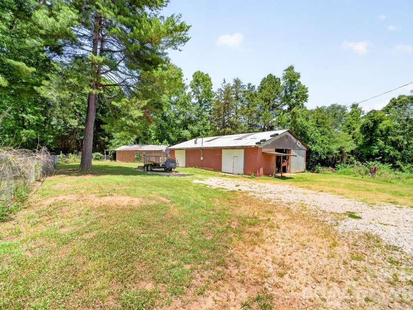 2446 Wood Road, York, SC 29745.  MLS# CAR4395784, YatesRealty ID 39598. 