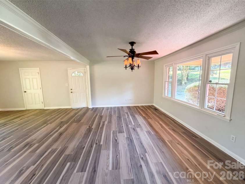 4305 Dawnwood Drive, Gastonia, NC 28056.  MLS# CAR4406530, YatesRealty ID 39599. 