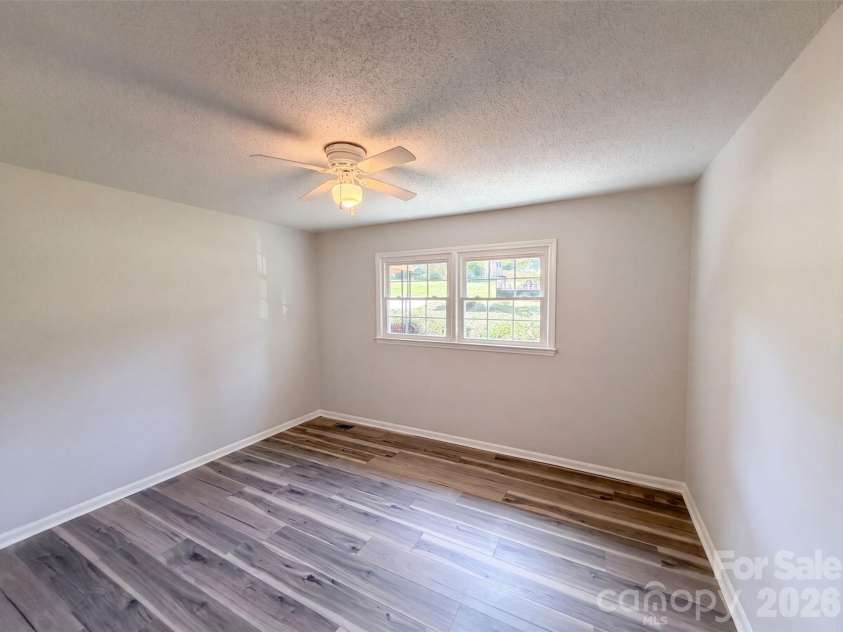 4305 Dawnwood Drive, Gastonia, NC 28056.  MLS# CAR4406530, YatesRealty ID 39599. 