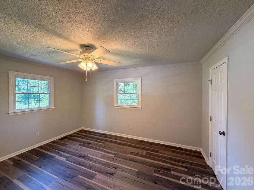 4305 Dawnwood Drive, Gastonia, NC 28056.  MLS# CAR4406530, YatesRealty ID 39599. 