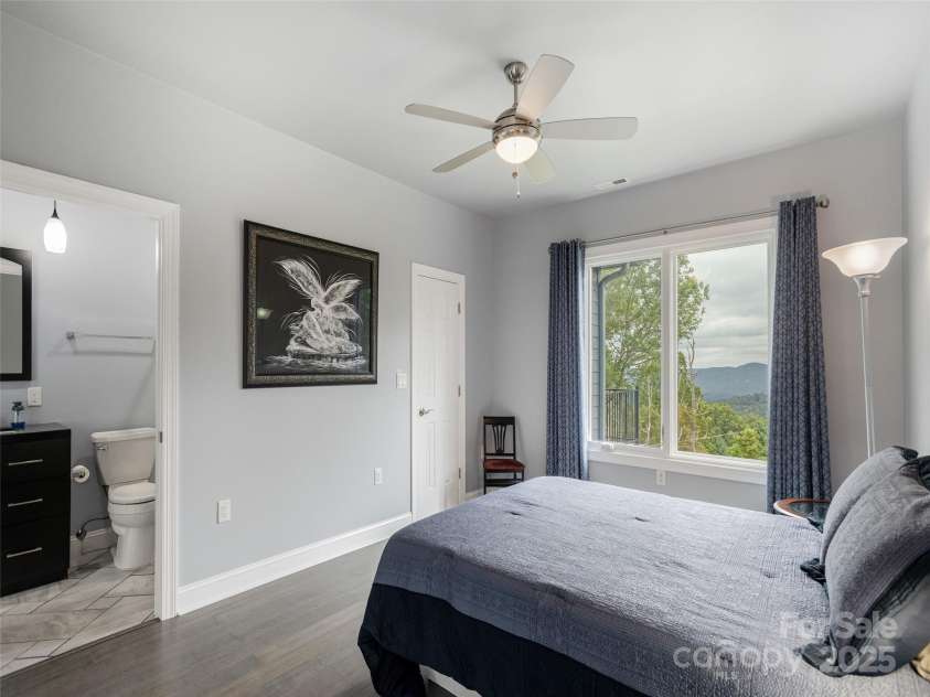 161 Birchwood Drive, Hendersonville, NC 28739.  MLS# CAR4309211, YatesRealty ID 396. 