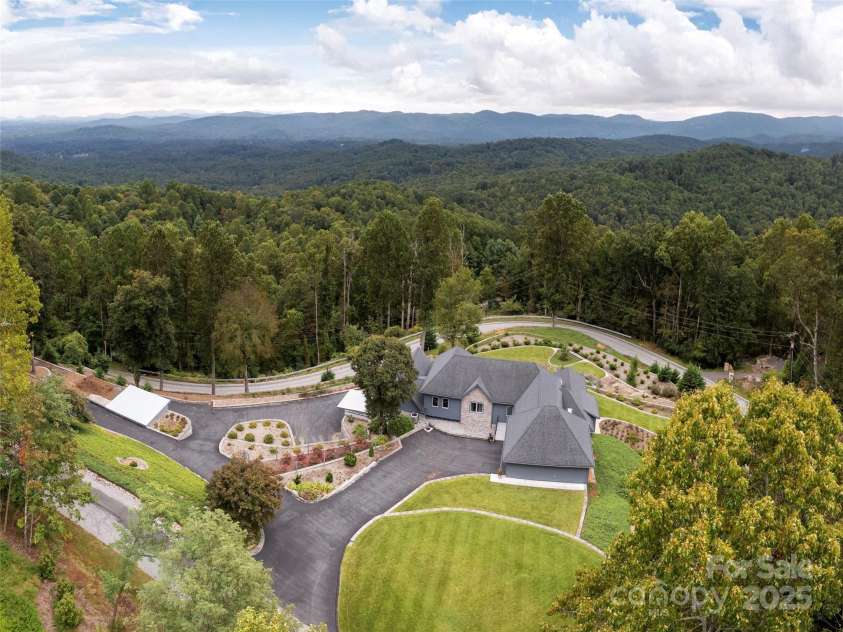 161 Birchwood Drive, Hendersonville, NC 28739.  MLS# CAR4309211, YatesRealty ID 396. Aerial View of this Dynamic Property