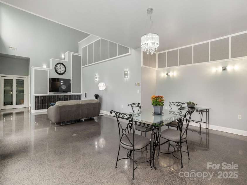 161 Birchwood Drive, Hendersonville, NC 28739.  MLS# CAR4309211, YatesRealty ID 396. Dining Room Area