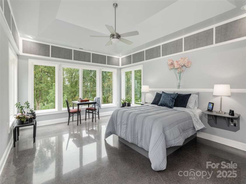 161 Birchwood Drive, Hendersonville, NC 28739.  MLS# CAR4309211, YatesRealty ID 396. Primary Bedroom