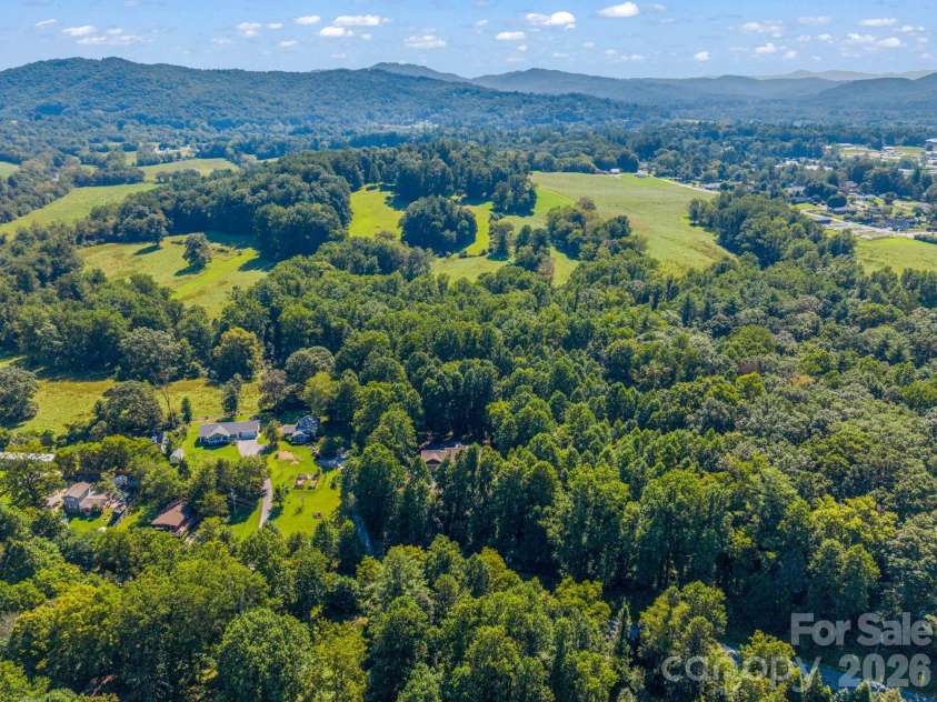 281 Ewbank Road, Etowah, NC 28729.  MLS# CAR4342497, YatesRealty ID 3960. 