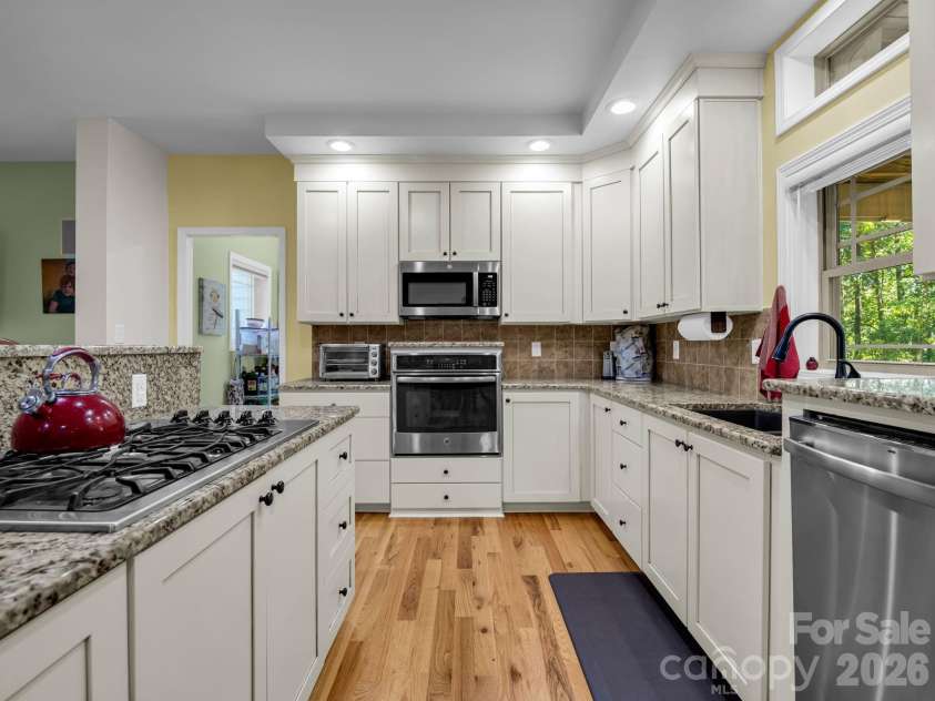 281 Ewbank Road, Etowah, NC 28729.  MLS# CAR4342497, YatesRealty ID 3960. 