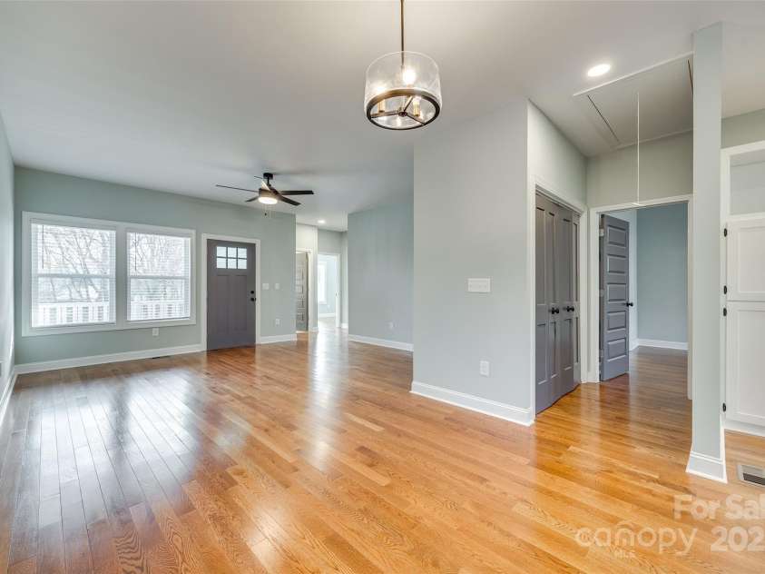 7 Private Street, York, SC 29745.  MLS# CAR4235161, YatesRealty ID 3960. 