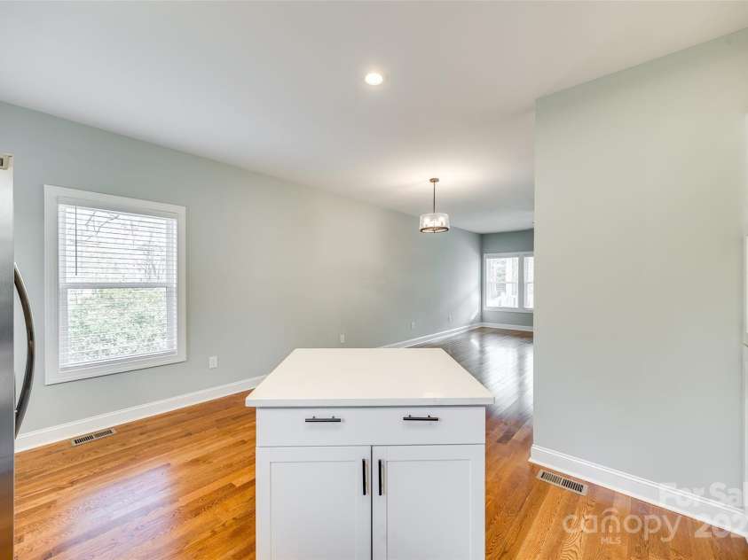 7 Private Street, York, SC 29745.  MLS# CAR4235161, YatesRealty ID 3960. 